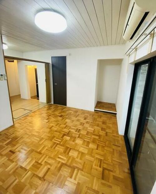 路地裏のVillaの内装