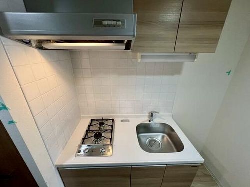 プレサンス丸の内城雅901のキッチン