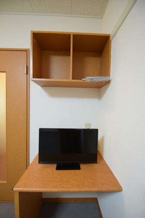 レオパレスハピネス201の居間
