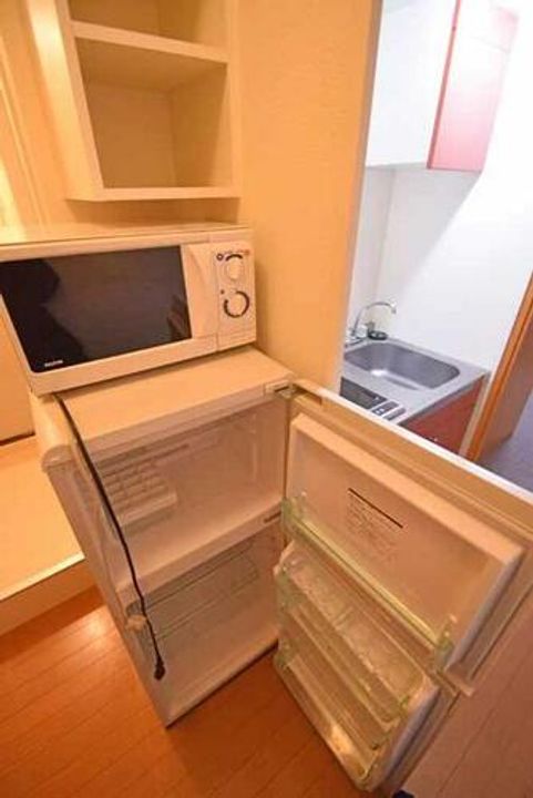 レオパレスチェリッシュ前原210のキッチン