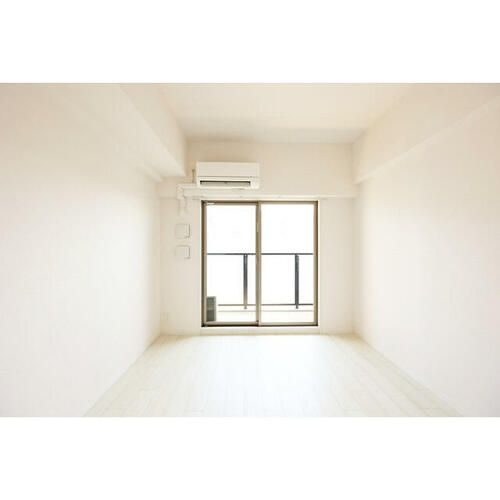 エスリード神戸ラ・コスタ0212の居間