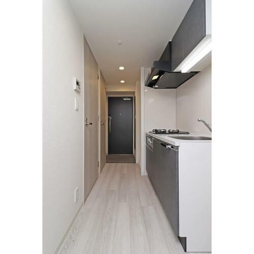 アドバンス神戸パーチェ0214の玄関