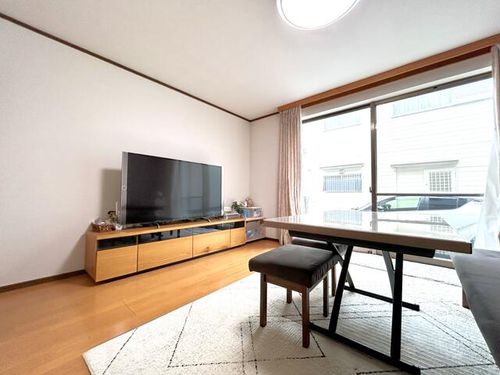 愛知県海部郡大治町大字三本木字西之川(一戸建)の賃貸物件の居間