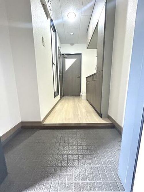 福岡県北九州市小倉北区片野4丁目(マンション)の賃貸物件の玄関