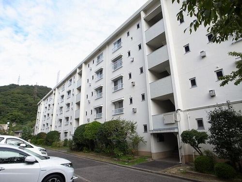 鶴甲コーポ7号館303の外観