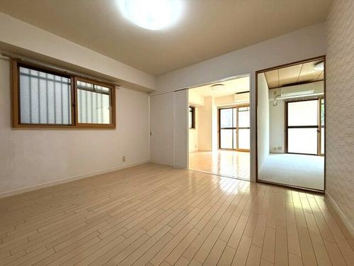 ランデージ神戸花隈の内装