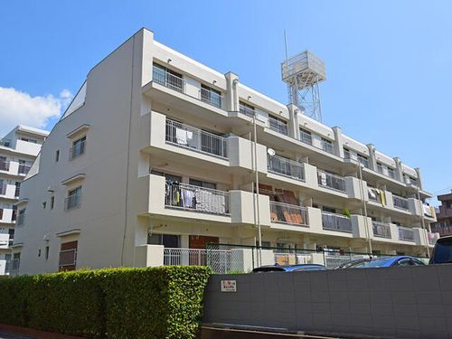 緑地公園パークマンション203の外観
