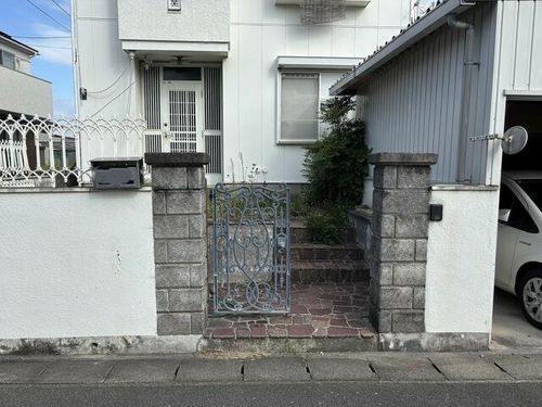 愛知県あま市篠田南大門(一戸建)の賃貸物件の玄関