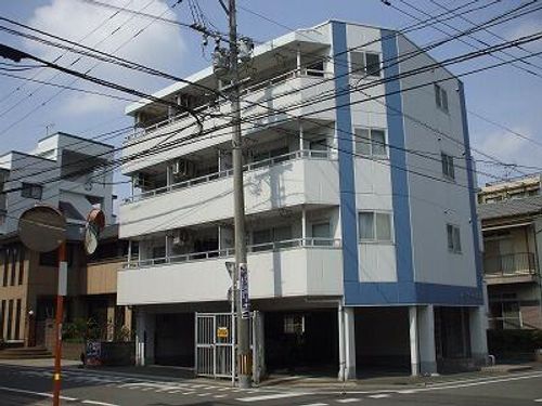 パレローヤル春日原403の外観