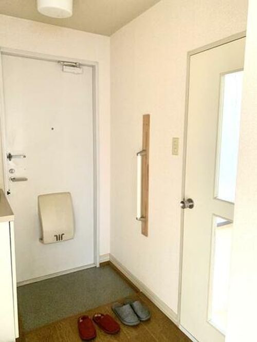 滋賀県彦根市中藪町(アパート)の賃貸物件の玄関