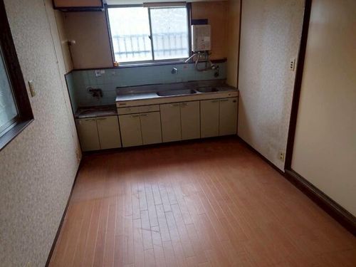 大阪府大阪市生野区生野西4丁目(一戸建)の賃貸物件の居間