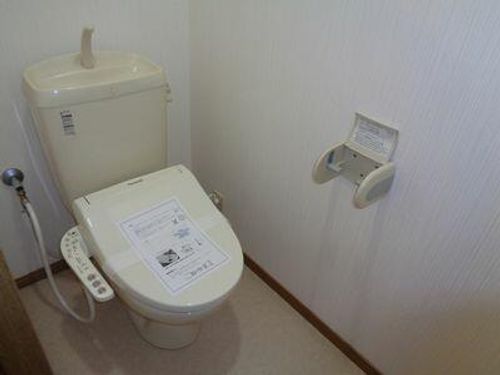 アネシスE棟E-101の内装