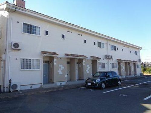 アネシスE棟E-101の外観