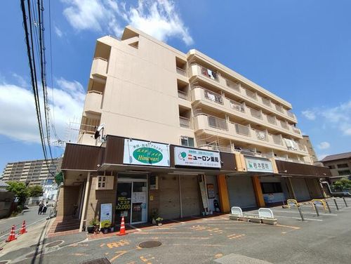 ナンノ第12号館の外観