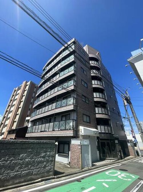 フリーデン今川702の外観