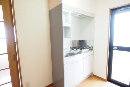 フリーデン今川702のキッチン