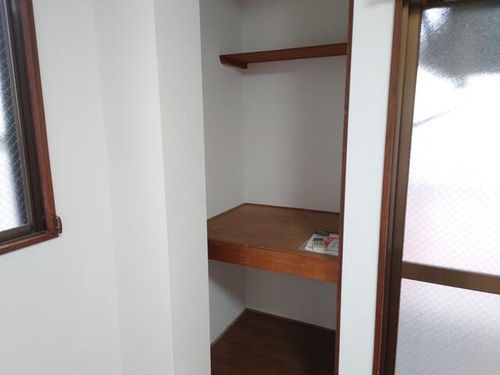 フォルテ春日出304の内装