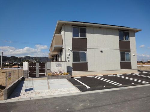 プラージュKJの外観