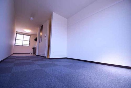 レオネクスト善の居間