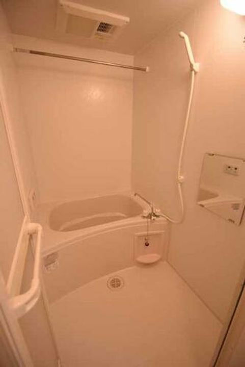 レオネクスト善の風呂