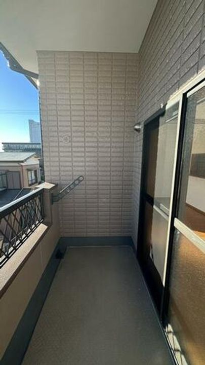 エルマーノ東小浜103の内装