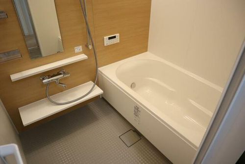 エルグランド春日の風呂