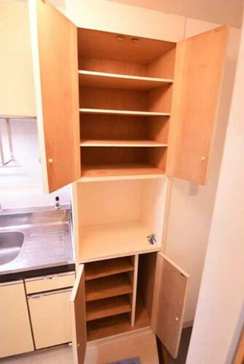 ハイム神松寺A104の玄関