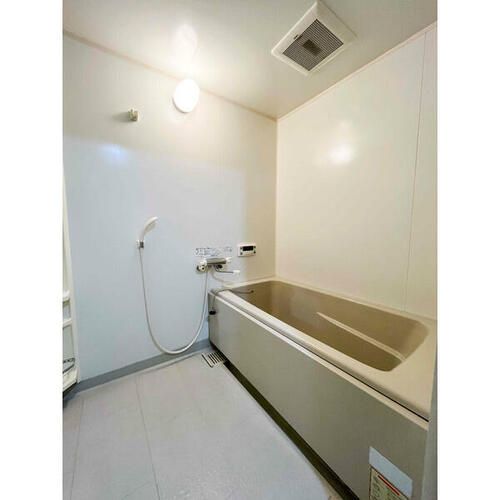 ウイングヒルズ壱番館の風呂