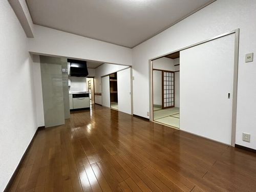 緑橋コーポ2号棟の居間