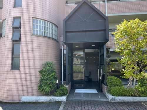 アデューウエダマンション-305号室305の玄関