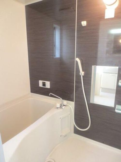 アビオン空港前Bの風呂