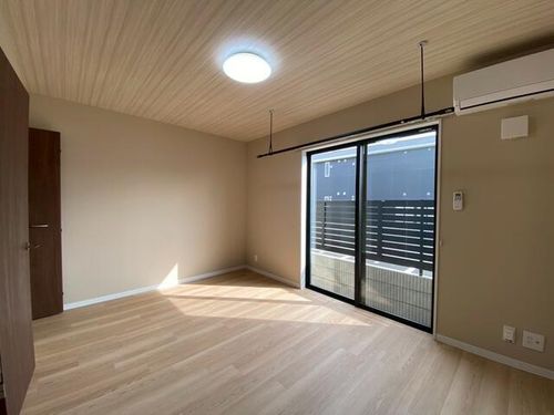 クレア コートの内装