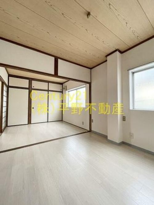 黒岩ビル3階の居間