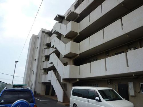 緑ヶ丘第8マンション106の外観