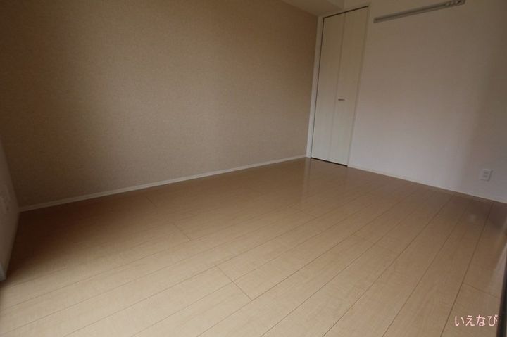 エスパース深津103の寝室
