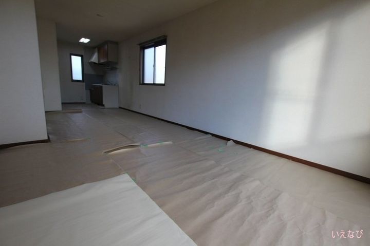 ハイマットメゾン D棟202の居間