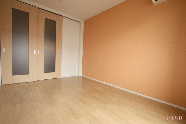 ナカドイロードB103の寝室