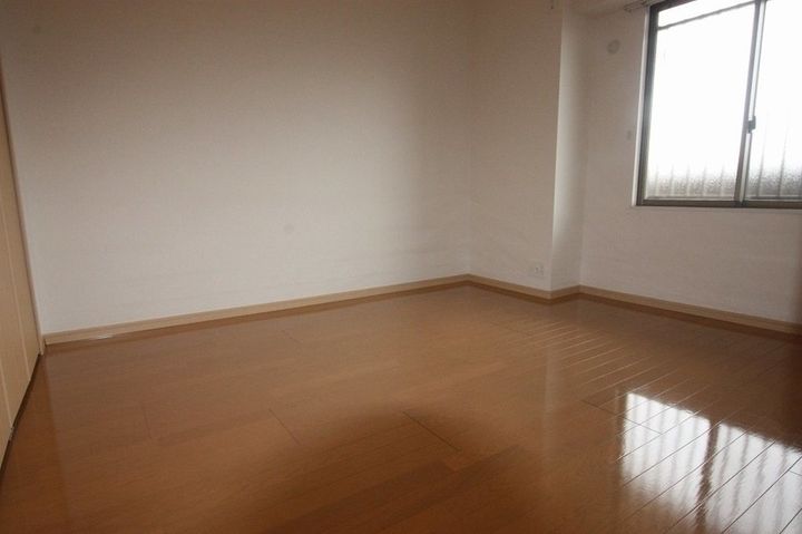 ベルフロンテ102の寝室