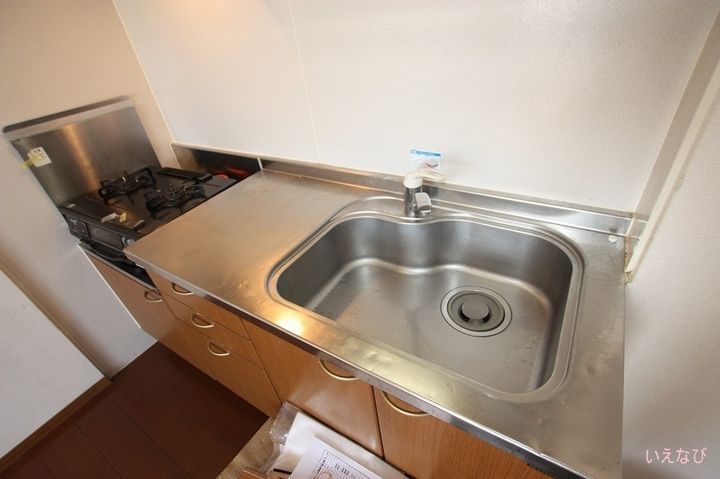 ハピネス山田 B202のキッチン