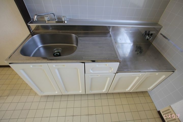 ジュネス高橋 C202のキッチン