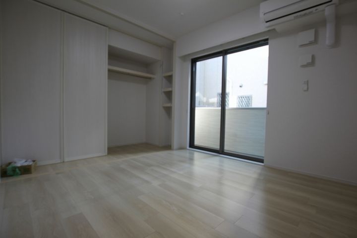 シャルマン新涯203の居間