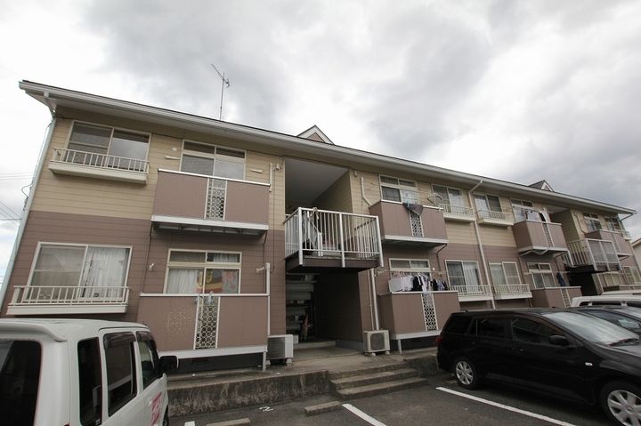 エステートパール ファースト204の外観