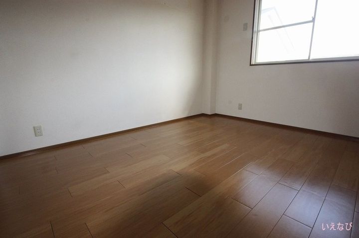 エステートパール ファースト204の寝室