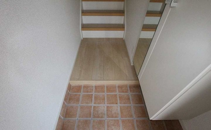 ジェルメⅡA203の玄関