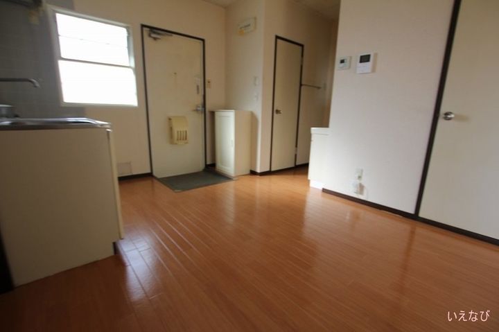 ドエルみよし102の居間