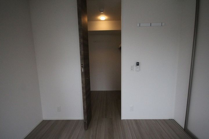 D-room沖野上101の内装