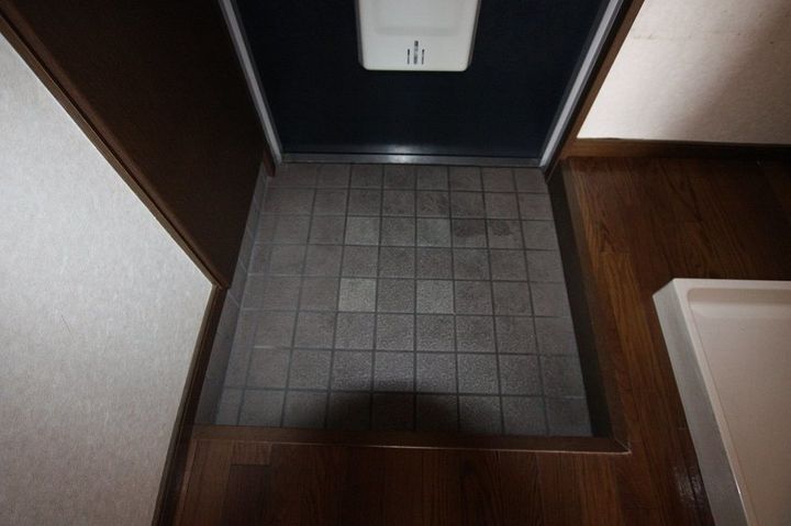 フェニックス103の玄関