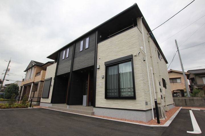 モダンハウスB102の外観