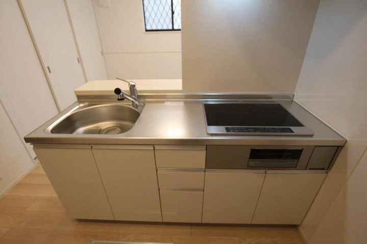 モダンハウスB102のキッチン