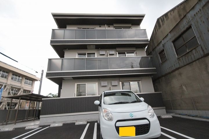 メラヴィリア昭和町201の外観